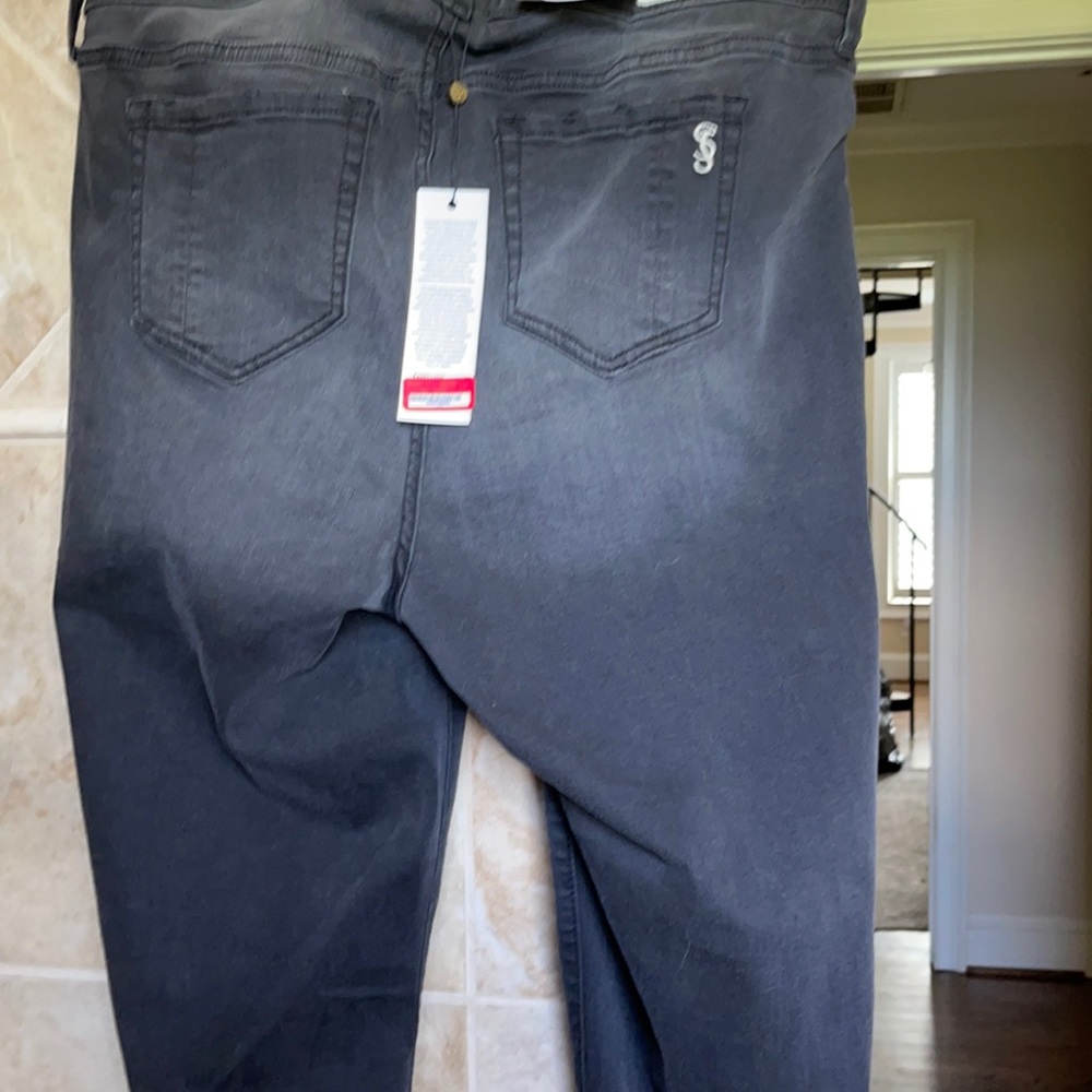 Never worn slink black jeans size 12